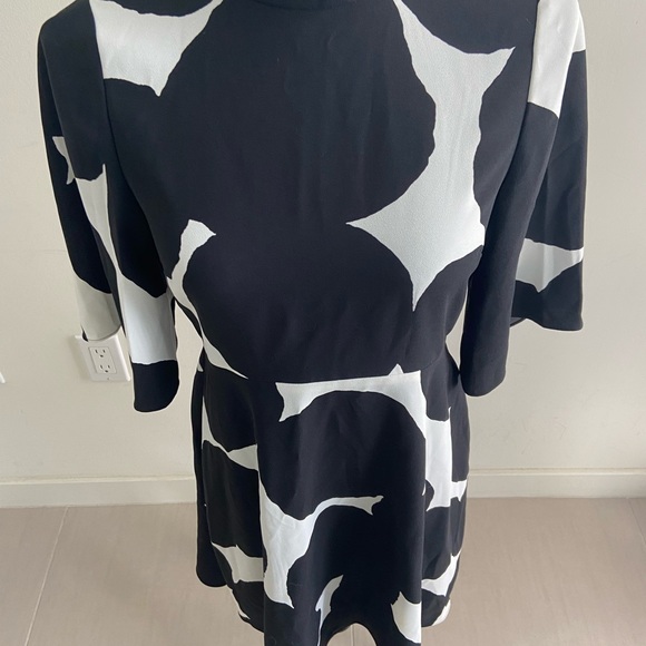 Kate Spade ♠️ Sample Sale Dress - Picture 2 of 9